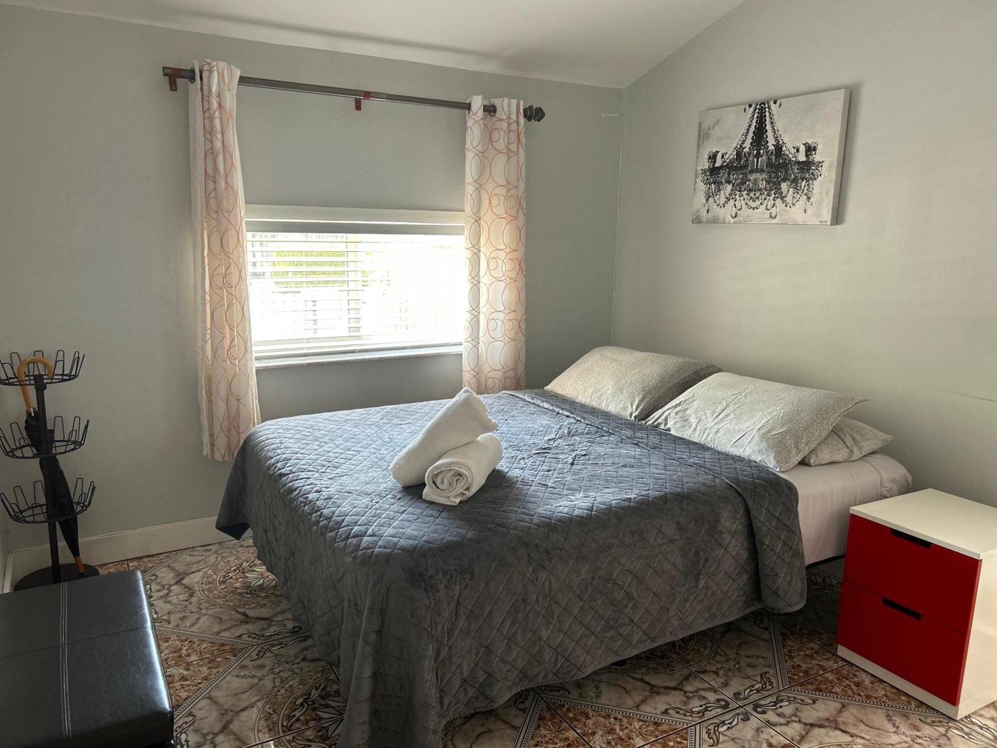 Main House 3 Bed 2 Bath & Guest House 1 Bed 1 Bath Miami Exterior foto