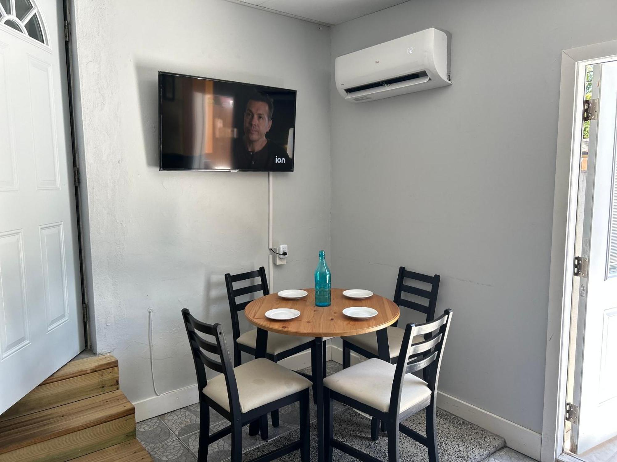 Main House 3 Bed 2 Bath & Guest House 1 Bed 1 Bath Miami Exterior foto